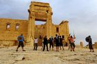 Islámský stát dál demoluje Palmýru, poničil Belův chrám