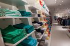 Řetězec C&A Moda se dostal ze ztráty, chystá rekonstrukci sedmi obchodů v Česku