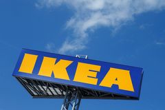 "Jiné firmy pomoc potřebují víc." IKEA v Česku i dalších státech vrací státní pomoc