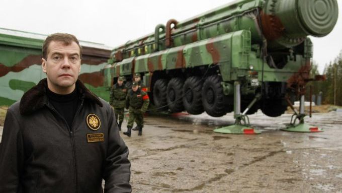 Ruský prezident Medveděv počítá s téměř padesátiprocentním navýšením nákladů na zbrojení