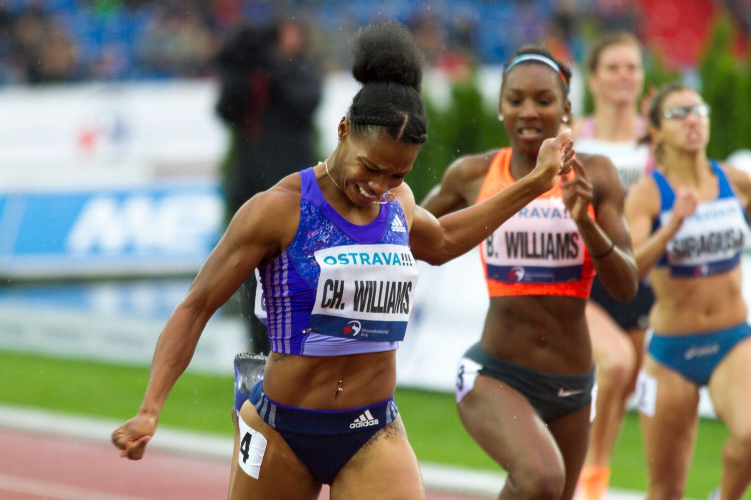Zlatá tretra 2015: Charonda Williamsová (200 m)