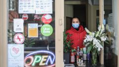 Restaurace a nouzový stav - koronavirus, výdejní okna, hospoda, jídlo, Pho, Vietnamská restaurace