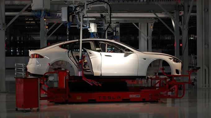 V Číně se budou vyrábět dostupnější tesly: Model 3 a chystaný Model Y. Luxusnější Model S a Model X budou i pro Čínu sjíždět z linek v USA.