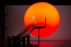 Metr na operu Jiřího Černého: Maximální úspěch Glassova operního minimalismu