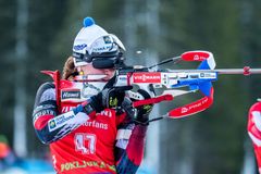 Živě: Sprint ovládla Wiererová před Mäkäräinenovou, Češky skončily v poli poražených