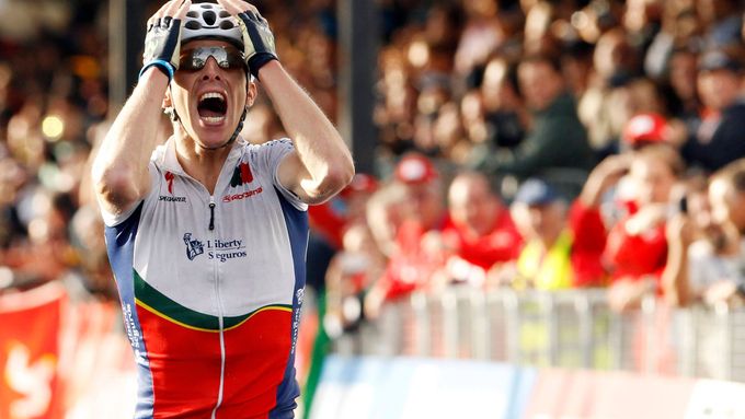 Rui Alberto Faria da Costa letos po triumfu na závodě Kolem Švýcarska slaví i senzační titul mistra světa.