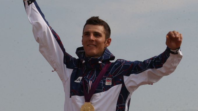 Biker Jaroslav Kulhavý přišel při bujarých oslavách olympijského zlata k úrazu