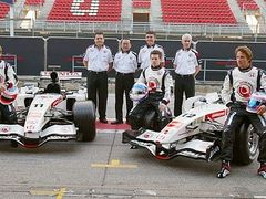 Honda angažovala Rubense Barrichella (vlevo) a Jensona Buttona.