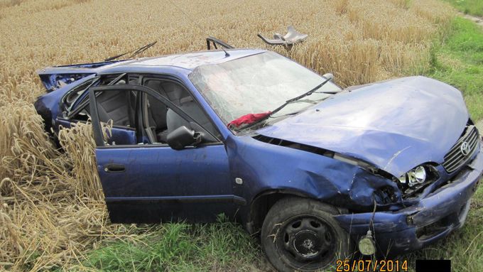 Tragická nehoda řidiče toyoty ve směru na Uherský Brod.