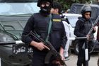 Maskovaní útočníci zabili v Egyptě čtyři členy bezpečnostních sil
