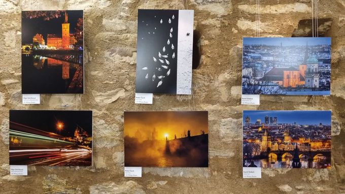 V Jindřišské věži se budou dražit fotografie z výstavy Všechny krásy Prahy výtěžek poputuje na charitu.