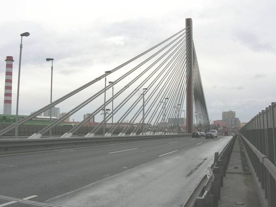 Jak objet lanový most Lanový most (Jižní spojka) Praha