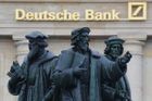 Deutsche Bank hubne. Propustí 500 zaměstnanců těsně před vyplácením bonusů za loňský rok