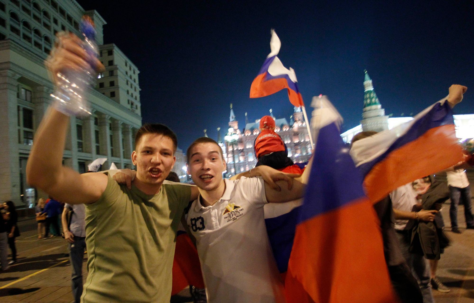 Ruští fanoušci v Moskvě slaví hokejový titul