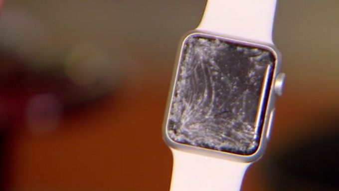 I takto mohou vypadat Apple Watch po pár hodinách používání.