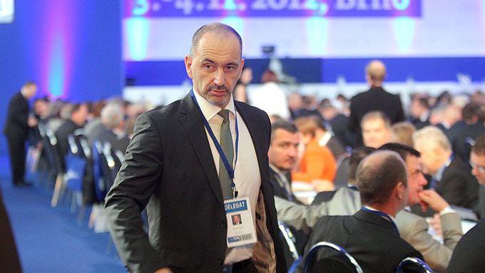 Martin Kuba na kongresu ODS v Brně v listopadu 2012. Byla to akce, na níž byli výrazně vidět i Jana Nagyová, milenka tehdejšího premiéra Nečase či "političtí kmotři".