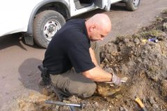 V Dolní Lutyni našli funkční pumu se 120 kg trhaviny