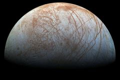 Po letech nadějí potvrzeno: Vědci z NASA našli na Jupiterově měsíci vodní páru