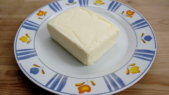 Máslo musí dle EU obsahovat určité množství tuku. To ale pomazánkové máslo nemá. Ilustrační foto