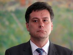 Ministr Pavel Blažek nakonec jmenoval Lenku Bradáčovou do vysoké funkce. Proti vůli nemalé části ODS.