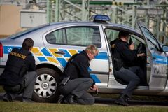 Policie na severu Čech zatkla gang, ukradl desítky aut