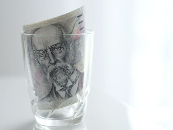 Zdražení dalších poplatků Peníze, bankovka