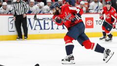 Je to idiot, pálili do Gudase kritici. Před třicítkou se český tvrďák v NHL zklidnil