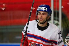 Hanzl dal dva góly Sedláčkovi, v KHL zářili i Horák a Sekáč