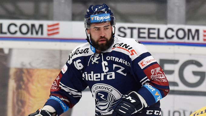 Roman Polák se vrátil z NHL a po patnácti letech odehrál v Česku kompletní sezonu za Vítkovice.