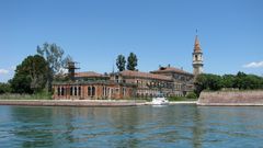 Poveglia Benátky psychiatrická léčebna