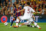 Barcelona byla doma podle očekávání aktivnější a snažila se rozebírat obranu Bayernu, jemuž chybělo několika klíčových opor.