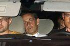 Proč skončil Sarkozy v cele? Otázky a odpovědi