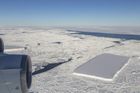Dokonalý ledovec. NASA objevila v Antarktidě plovoucí kru ve tvaru obdélníku