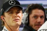 Nico Rosberg vyhlížel do kvalifikace s nejistotou, byť právě Mercedesy v trénincích v Bahrajnu vládly.