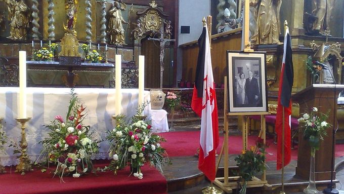 Mše za polské oběti v pražském kostele sv. Jiljí