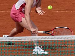 Ekaterina Dzehalevichová (na snímku) nakonec podlehla krajance Poutchekové 1:6,6:4 a 5:7.