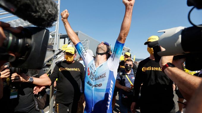 Michael Matthews a jeho radost po vítězství ve 14. etapě