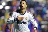 Na čtvrtém místě tohoto žebříčku je momentálně hvězda Realu Madrid Cristiano Ronaldo. Portugalský ofenzivní klenot výběru Josého Mourinha a kapitán reprezentačního výběru se dosud trefil 62krát v 68 soutěžních duelech v kalendářním roce 2012.