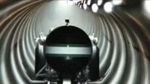 Závodilo se o nejrychlejší cestování "tobolkou" pro Hyperloop. Zatím bez lidí
