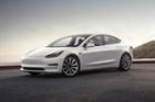 Tesla smí prodávat Model 3 v Evropě. Nejlevnější verze bude stát půldruhého milionu