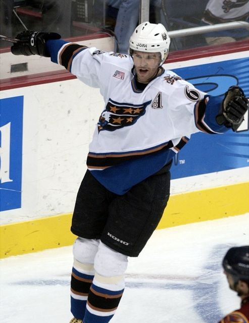 Český hokejista Jaromír Jágr v dresu Washington Capitals během utkání NHL.