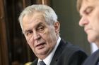 Prezident Zeman poslal klokánkům 2,3 milionu, které nevyužil v prezidentské kampani