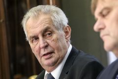 Prezident Zeman poslal klokánkům 2,3 milionu, které nevyužil v prezidentské kampani