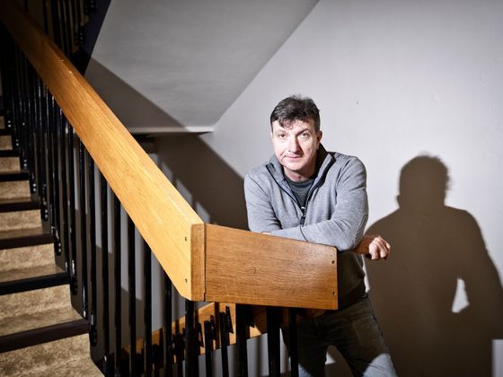 Josef Mareš (57) Josef Mareš, bývalý šéf pražské mordparty a scenárista seriálů Případy 1. oddělení a Devadesátky