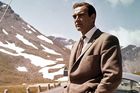 První film o agentu Jamesi Bondovi se Seanem Connerym v hlavní roli byl natočen v roce 1962. Bondovky se staly pojmem a postava agenta 007 vzorem pro mnoho mužů. "James Bond je svým způsobem ideální muž s přesnou mírou agresivity, mužnosti, něžnosti a inteligence. Byl to a je skutečný ideál muže naší doby, který překročil i svá 60. léta," míní o filmové legendě Josef Ťapťuch z pražské VŠUP.