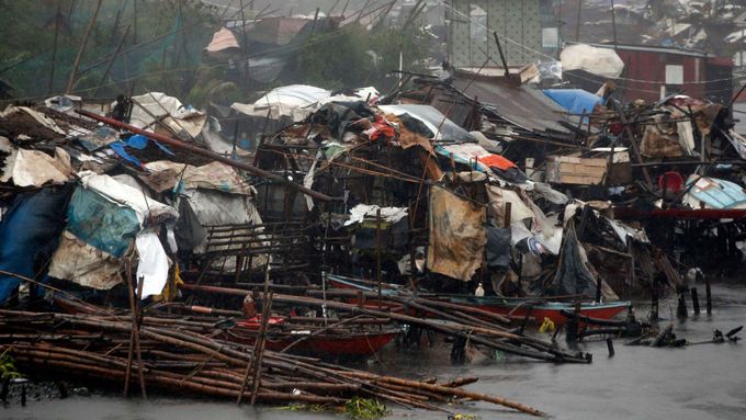 Následky tajfunu Rammasun, který zasáhl Filipíny.