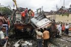 V Indii zemřely při vlakovém neštěstí desítky osob