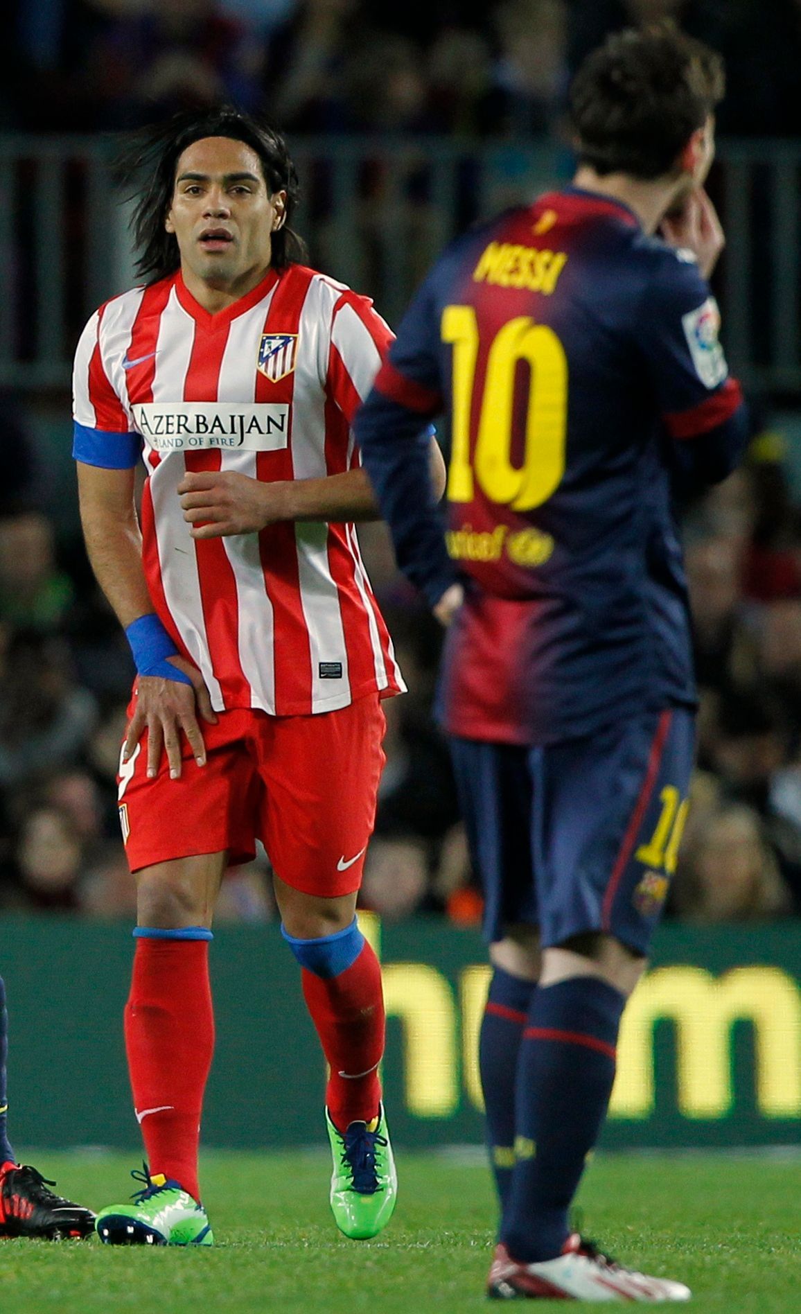 Lionel Messi (vpravo) a Radamel Falcao (vlevo)