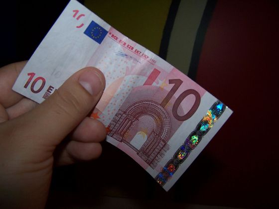 Eurosouvislosti peníze
