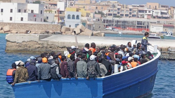 Migranti na Lampeduse, ilustrační foto.